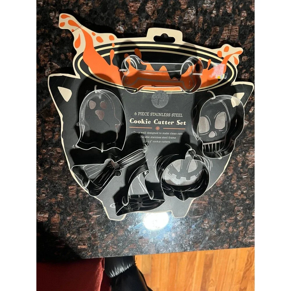 Halloween pumpkin carving kit cookie mold shaped baking ghost skull muffins